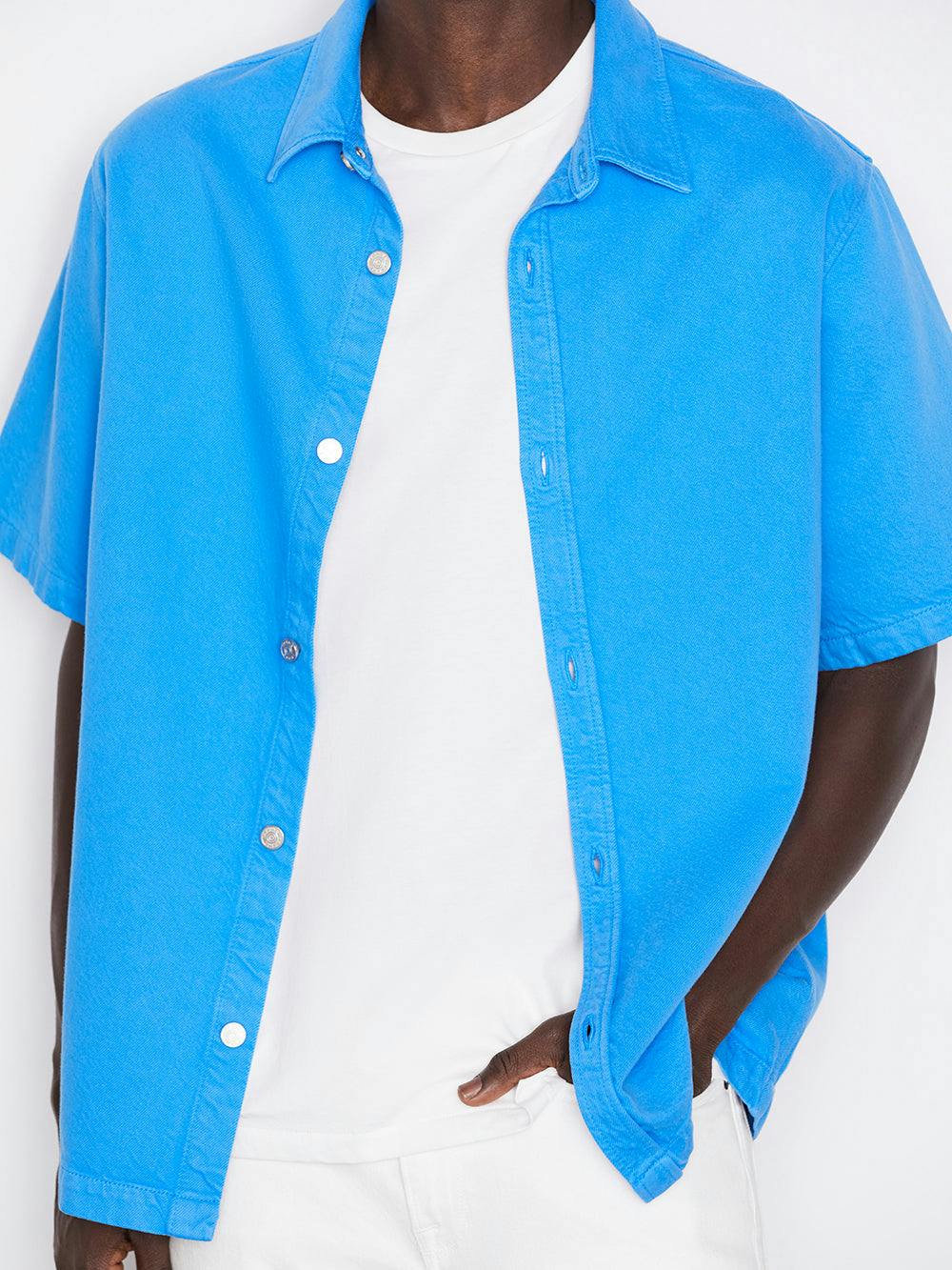 shirt detail view alt:size alt:fit1